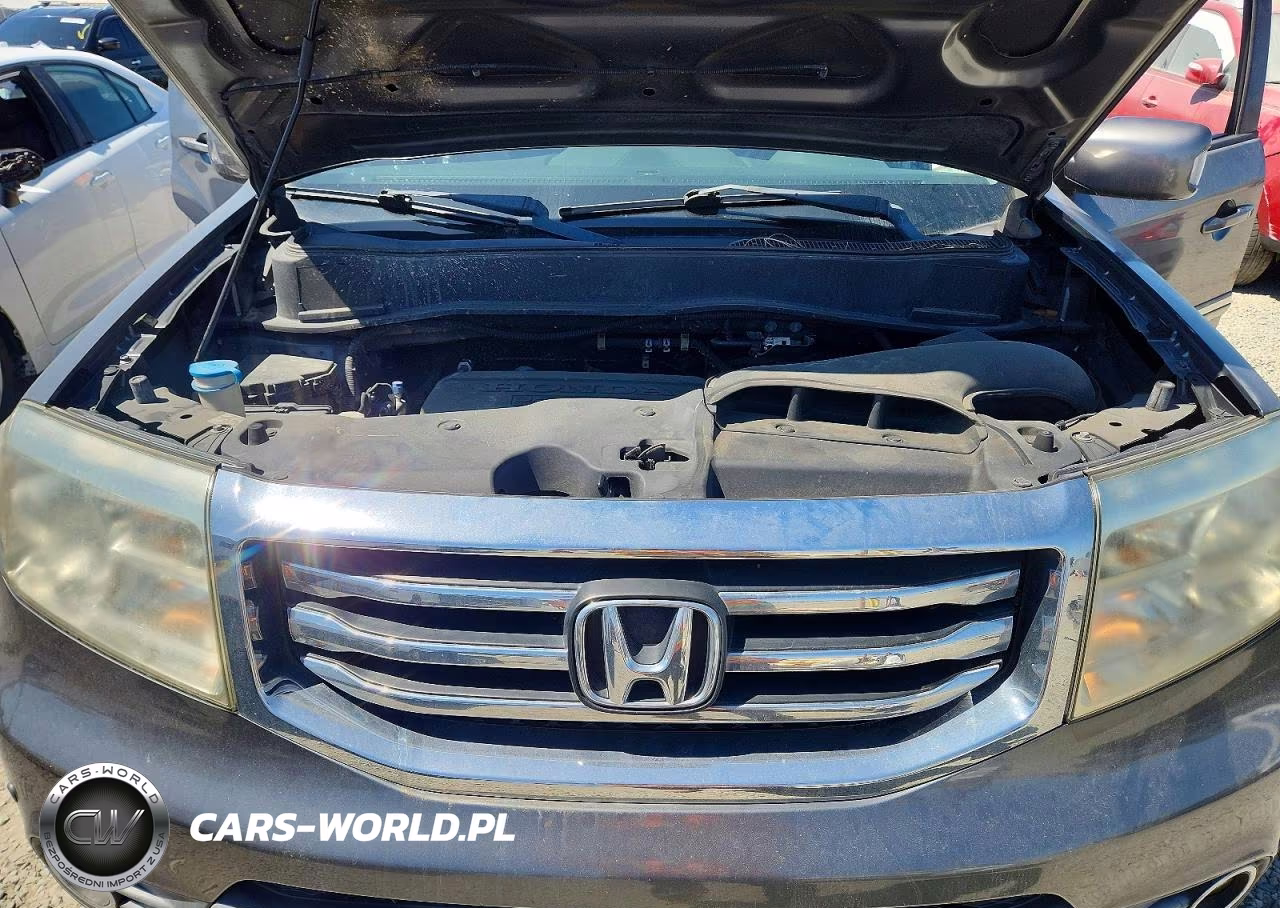 2012 Honda Pilot Touring VIN:5FNYF4H91CB067210 - 12