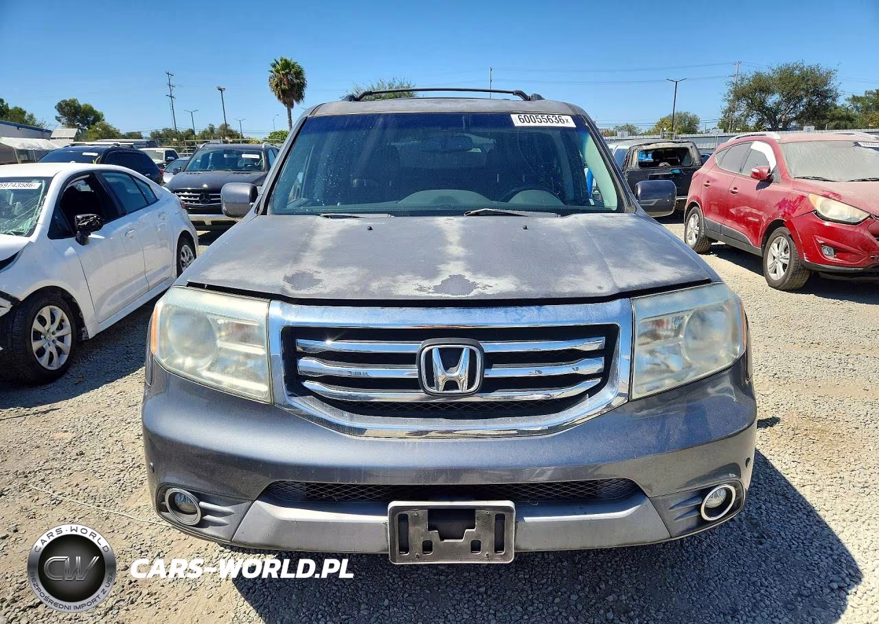 2012 Honda Pilot Touring VIN:5FNYF4H91CB067210 - 5