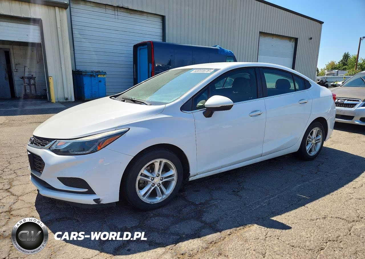 2018 Chevrolet Cruze Lt – zdjęcie 1 z 12