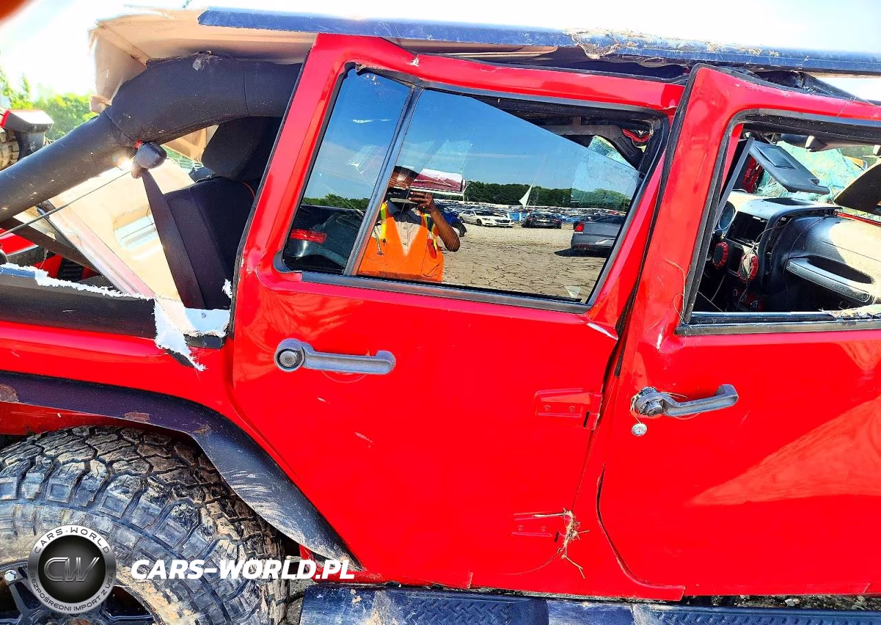 2016 Jeep Wrangler Unlimited Sport VIN:1C4BJWDG8GL146963 - 10