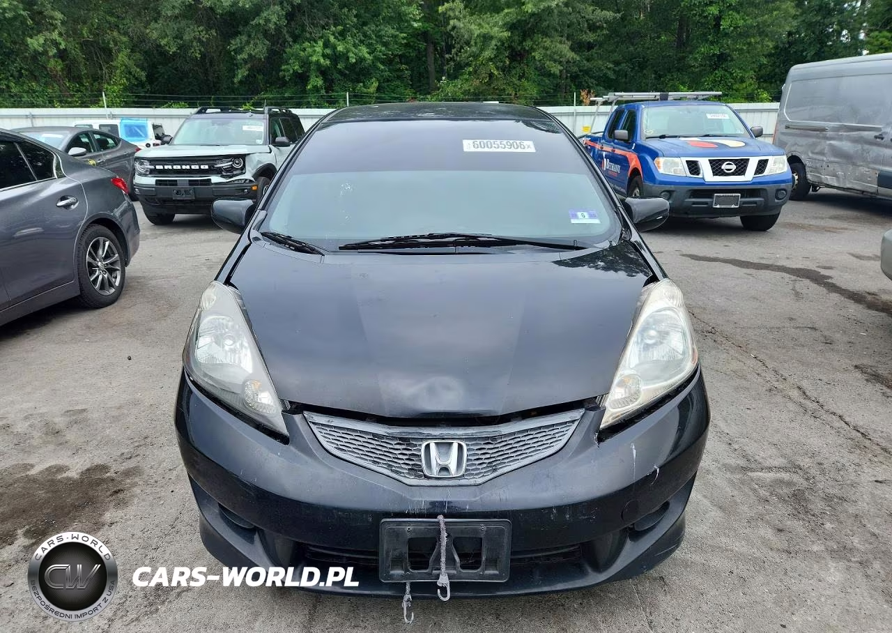 2011 Honda Fit Sport VIN:JHMGE8H58BC014291 - 5