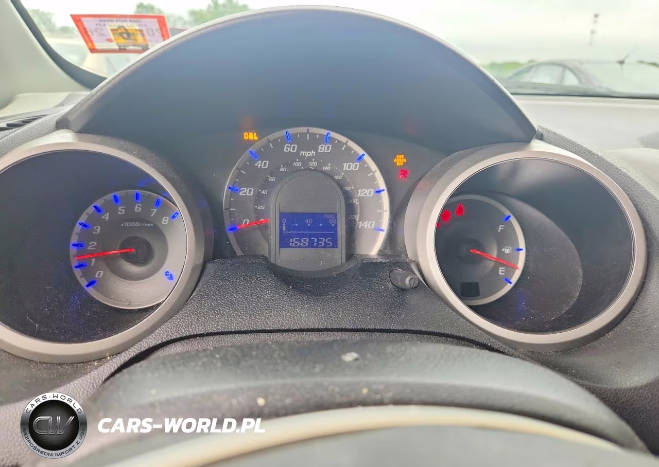 2011 Honda Fit Sport VIN:JHMGE8H58BC014291 - 9