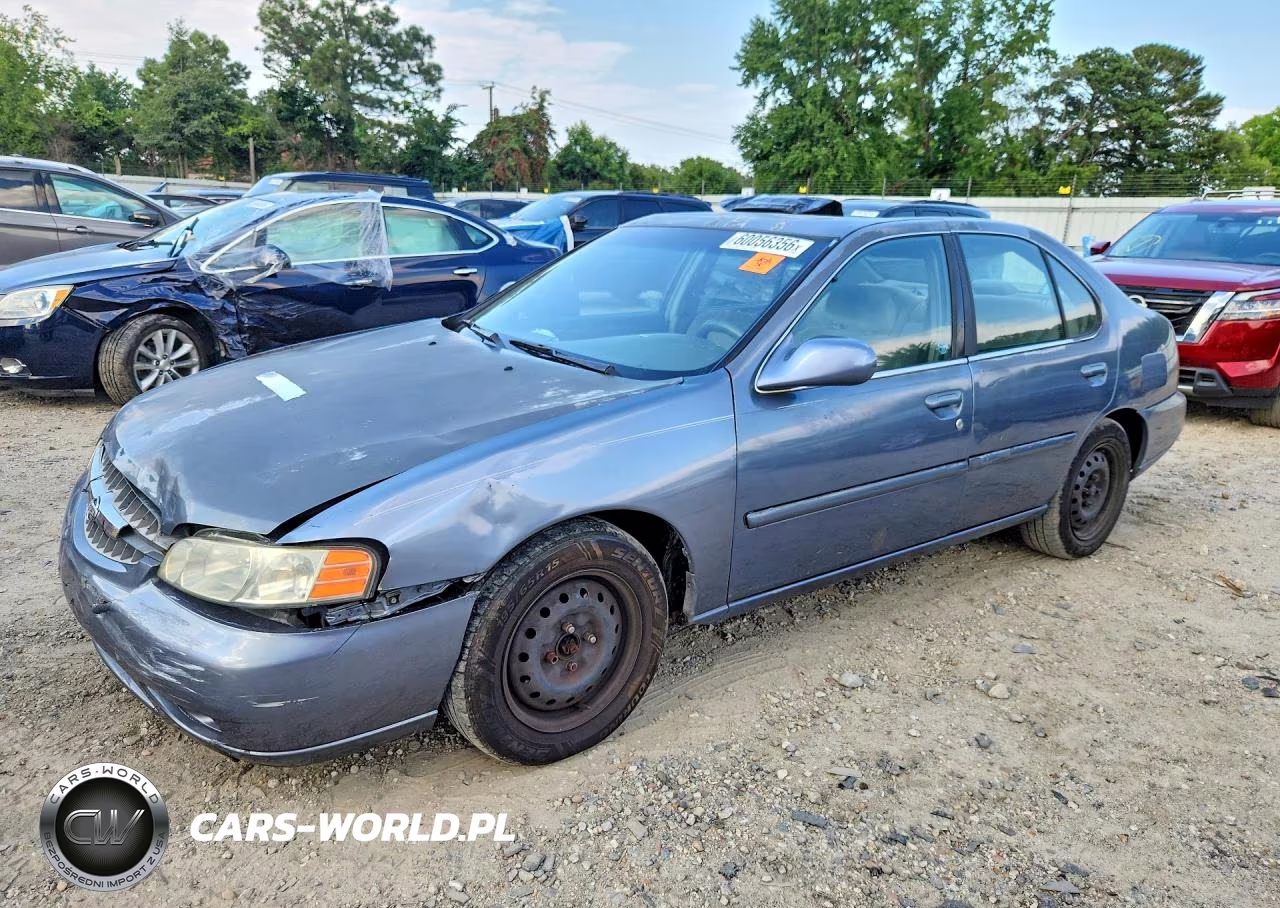 2000 Nissan Altima Xe