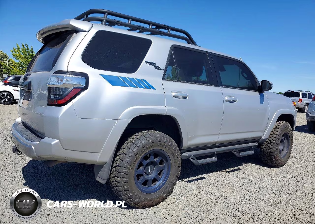 2023 Toyota 4Runner Trd Off-Road Premium VIN:JTERU5JRXP6141988 - 3