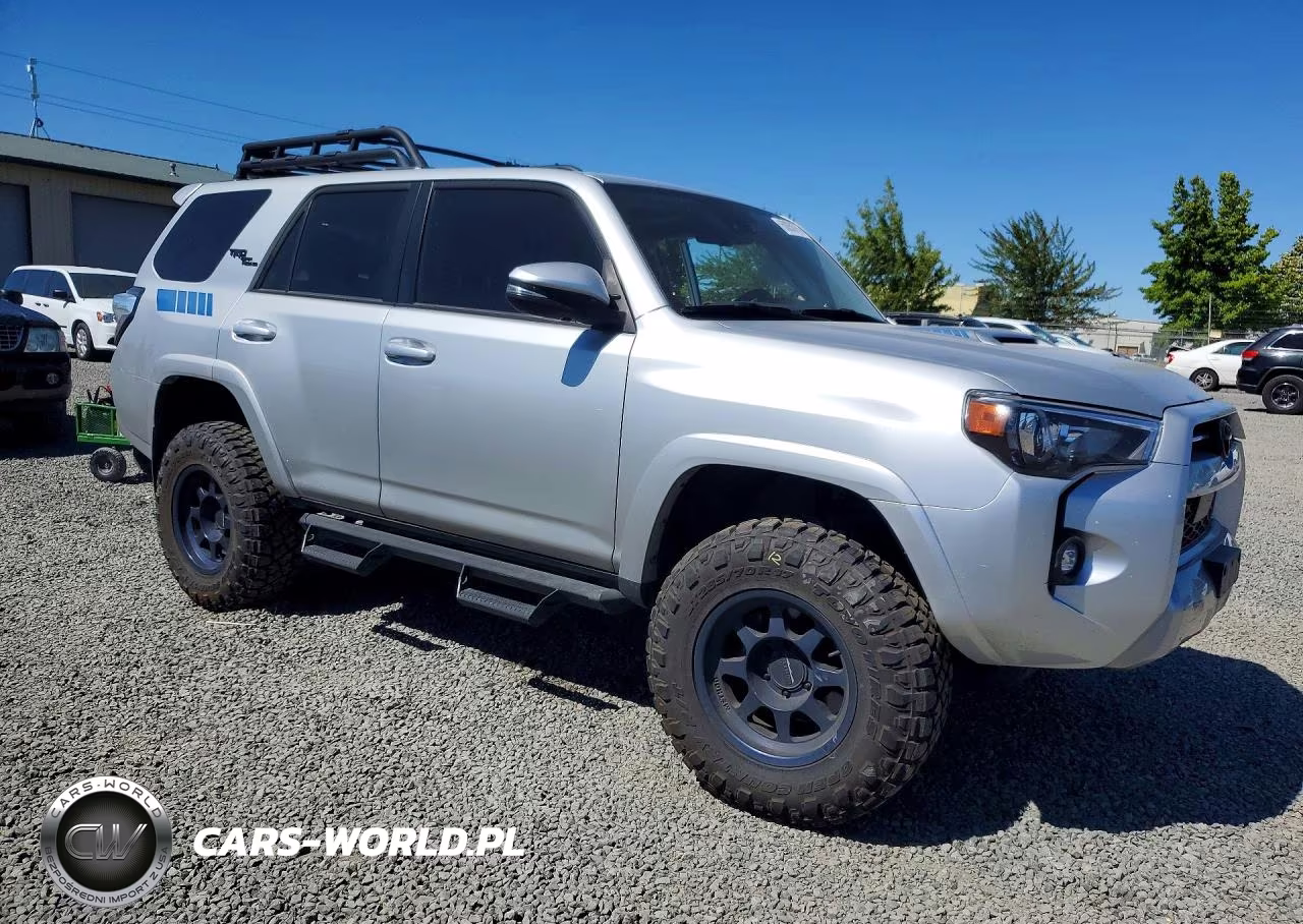 2023 Toyota 4Runner Trd Off-Road Premium VIN:JTERU5JRXP6141988 - 4