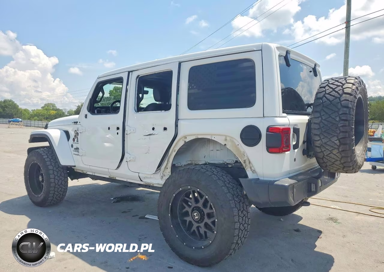 2019 Jeep Wrangler Unlimited Sahara VIN:1C4HJXEN3KW535434 - 2