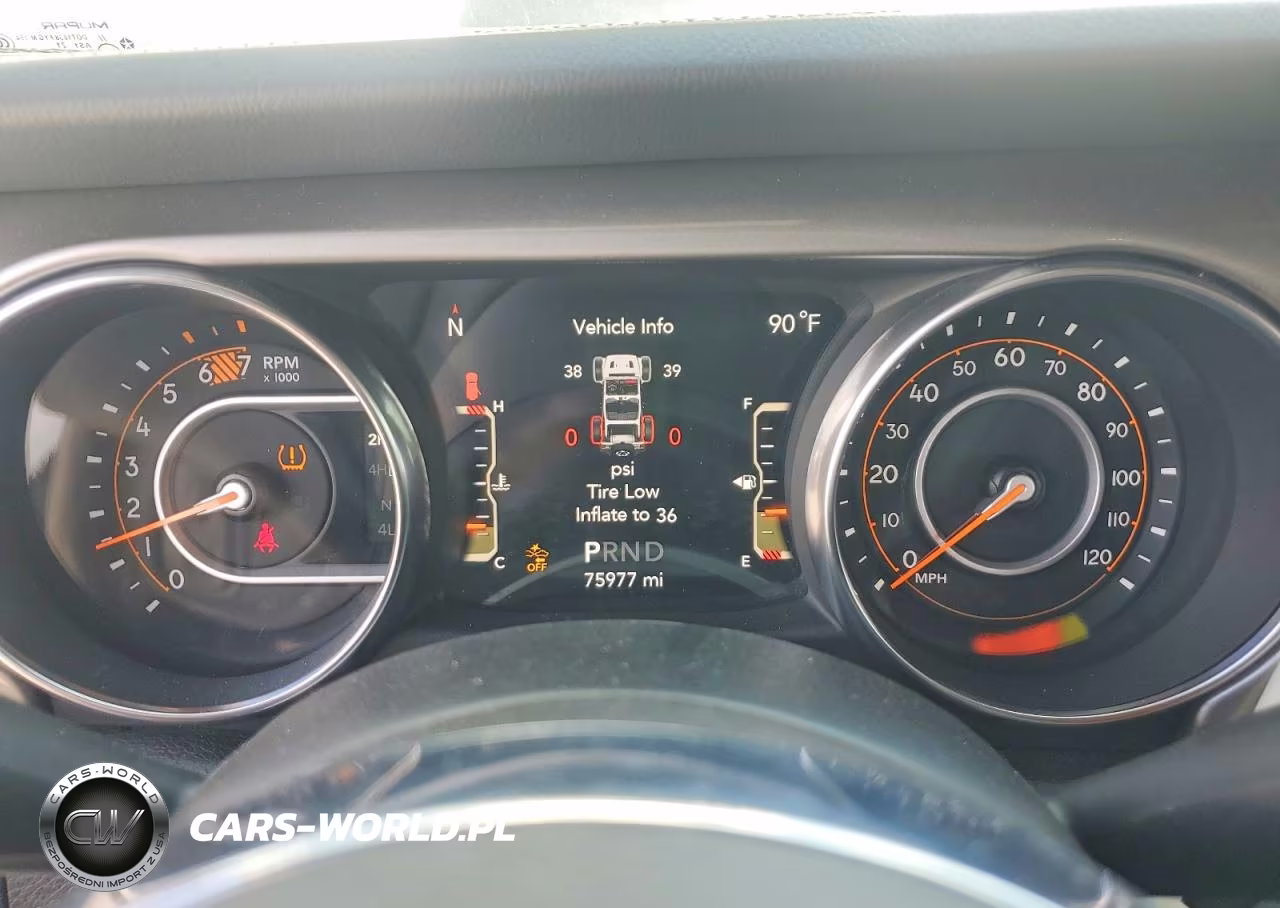 2019 Jeep Wrangler Unlimited Sahara VIN:1C4HJXEN3KW535434 - 9