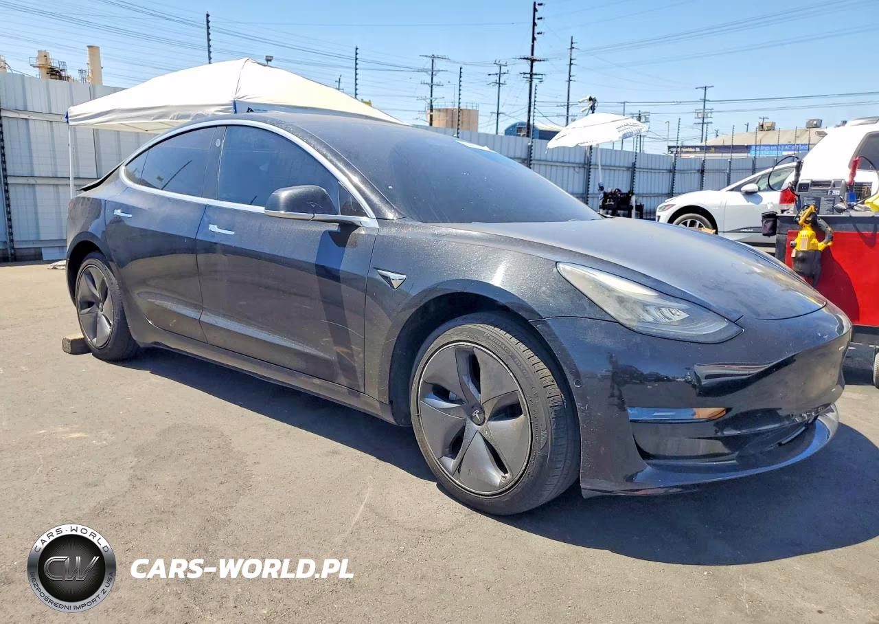 2019 Tesla Model 3 VIN:5YJ3E1EA7KF297245 - 4