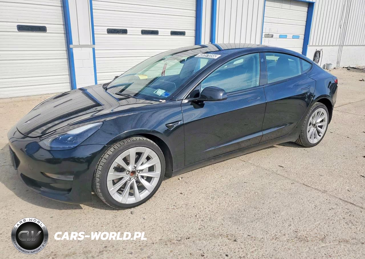 2023 Tesla Model 3 – zdjęcie 1 z 13