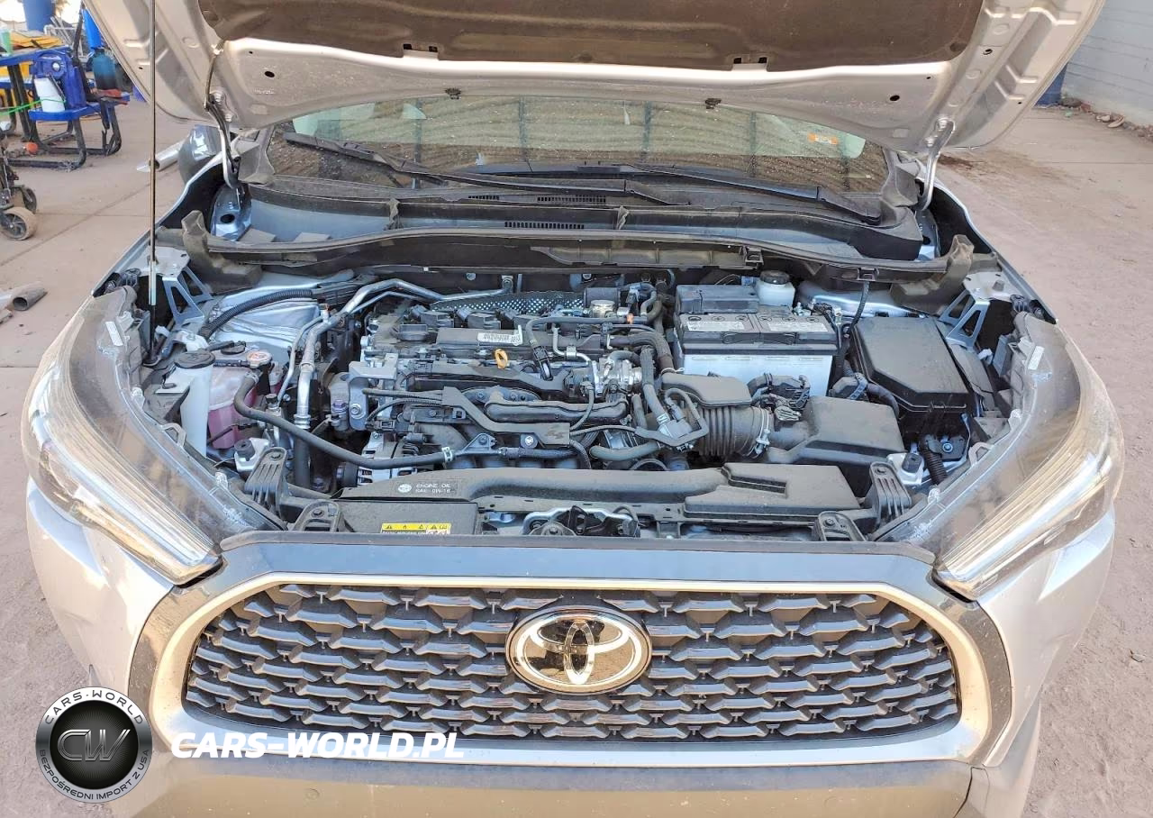 2022 Toyota Corolla Cross Xle VIN:7MUEAAAG7NV028375 - 11
