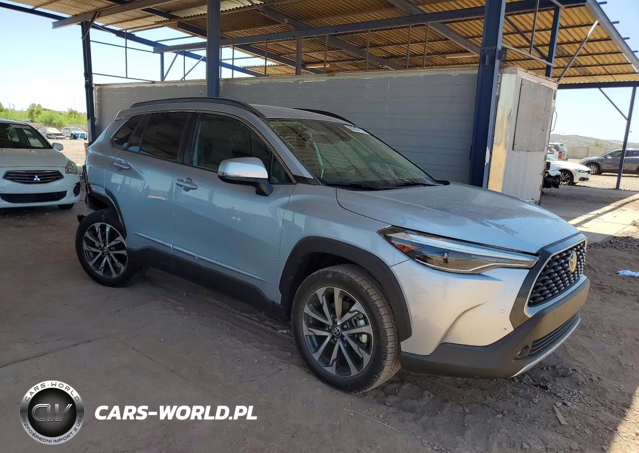 2022 Toyota Corolla Cross Xle VIN:7MUEAAAG7NV028375 - 4