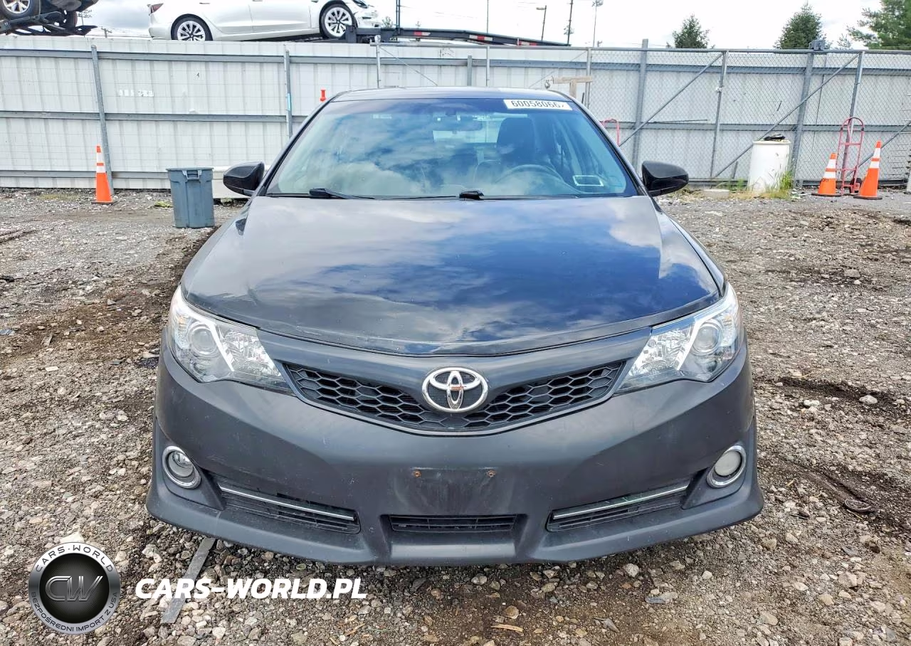 2014 Toyota Camry Se VIN:4T1BF1FK2EU336816 - 5