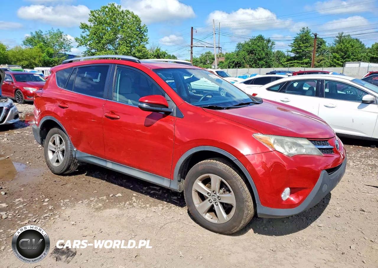 2015 Toyota Rav4 Xle VIN:2T3RFREV3FW266647 - 4