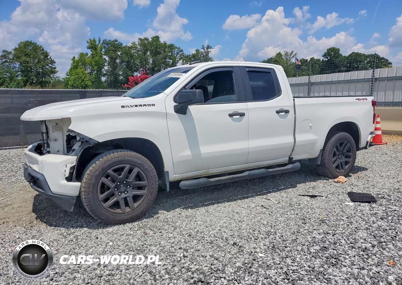 2020 Chevrolet Silverado K1500 Custom