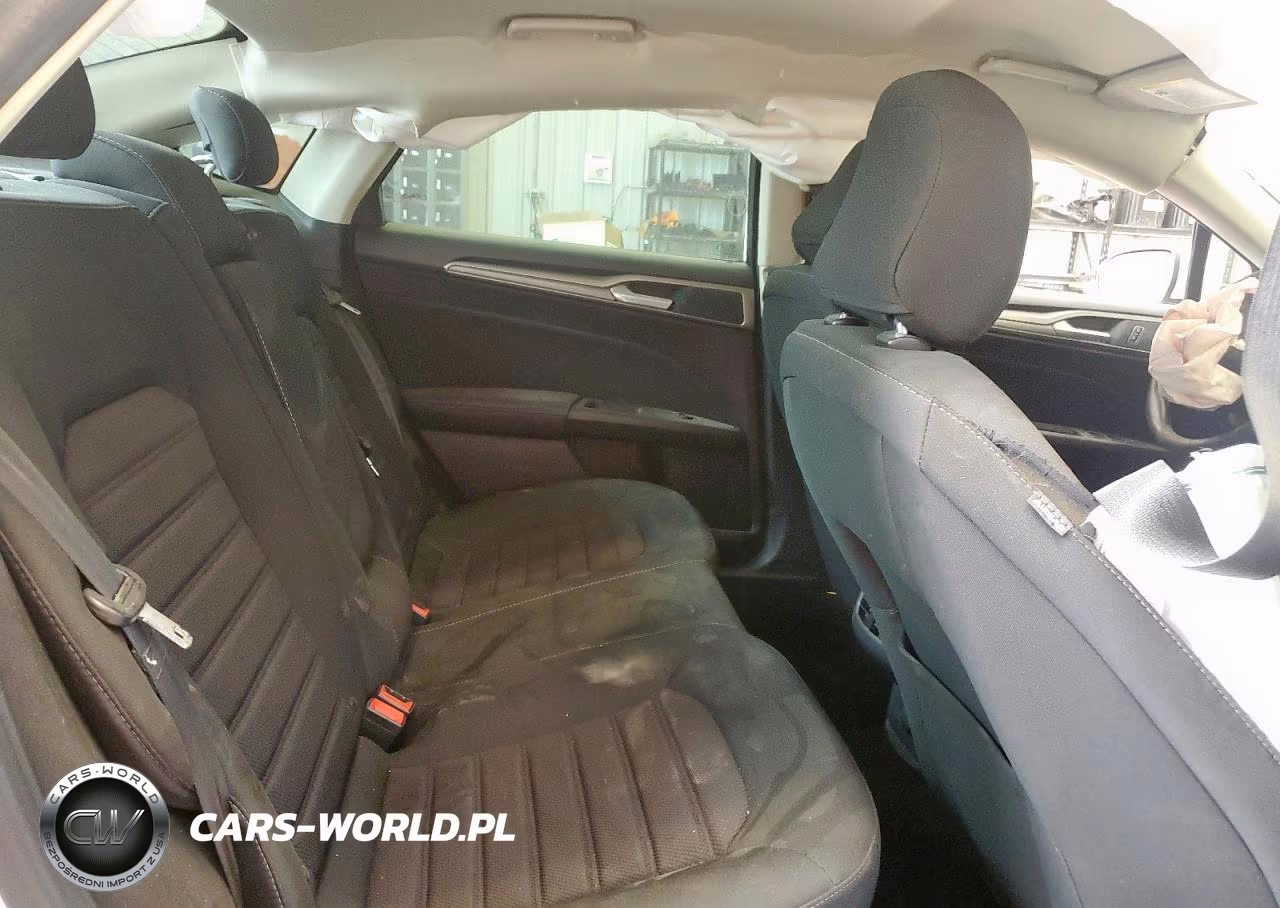 2020 Ford Fusion Se VIN:3FA6P0HD0LR168406 - 10