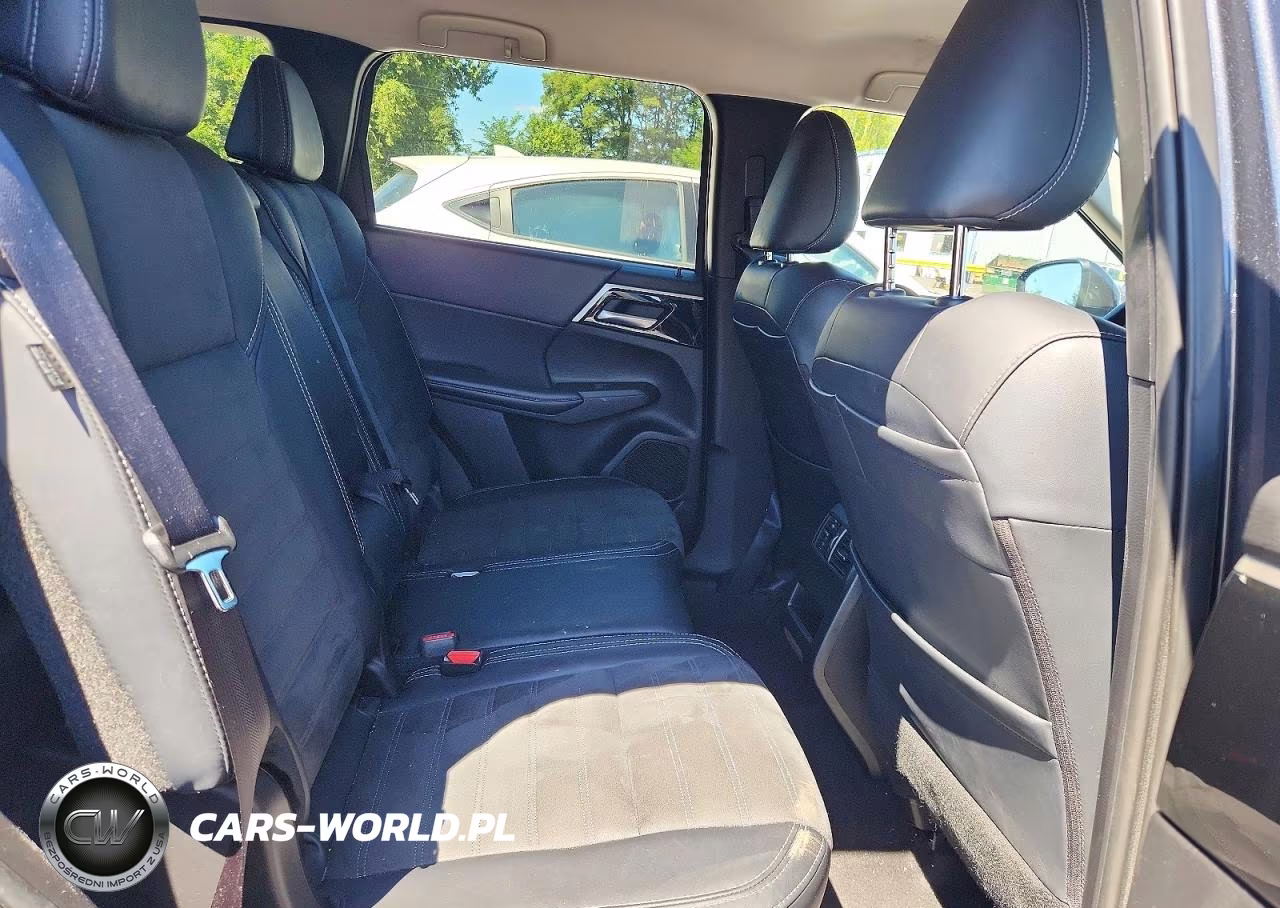 2024 Mitsubishi Outlander Se-Black Edition VIN:JA4J3VA83RZ074514 - 11