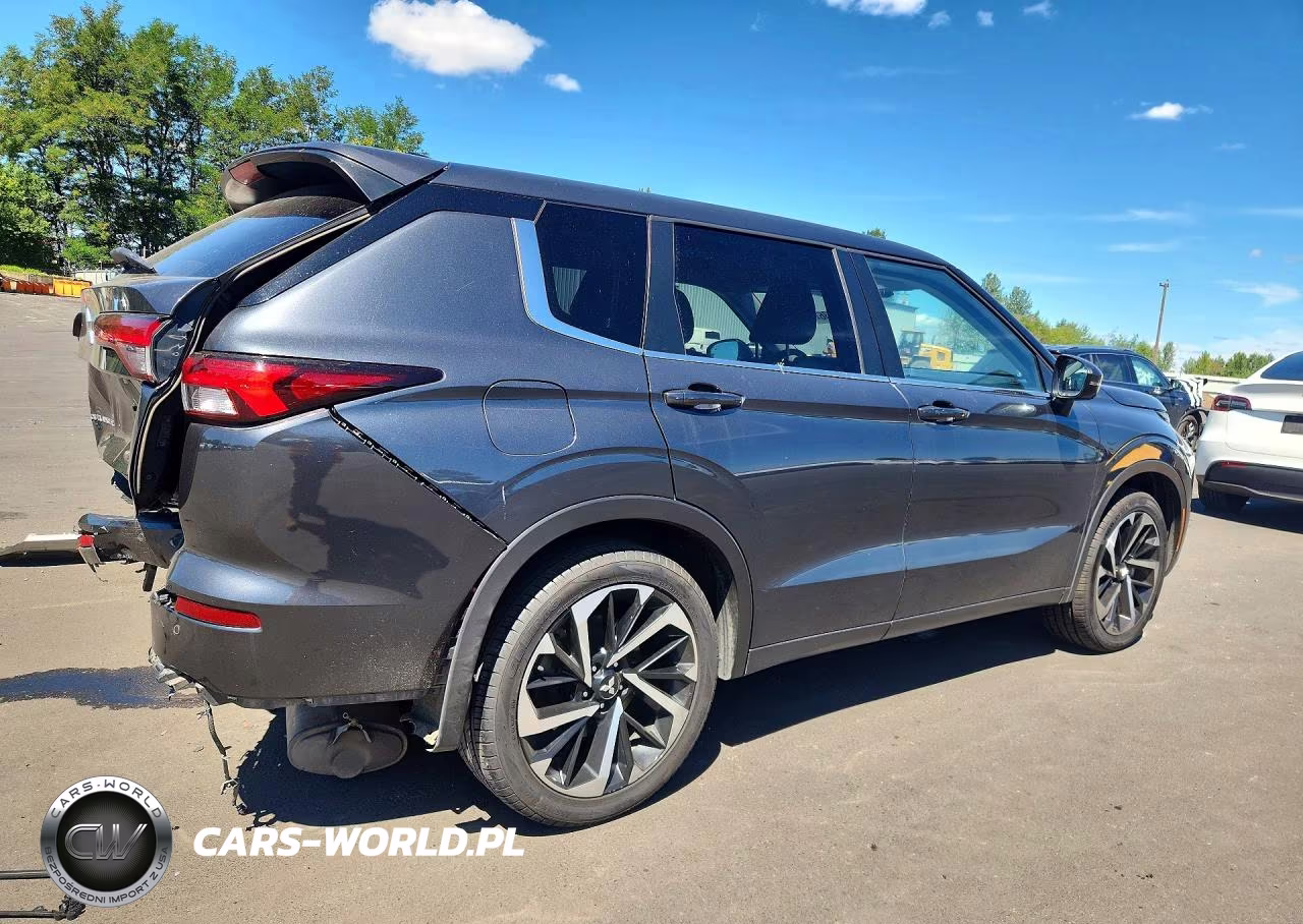 2024 Mitsubishi Outlander Se-Black Edition VIN:JA4J3VA83RZ074514 - 3