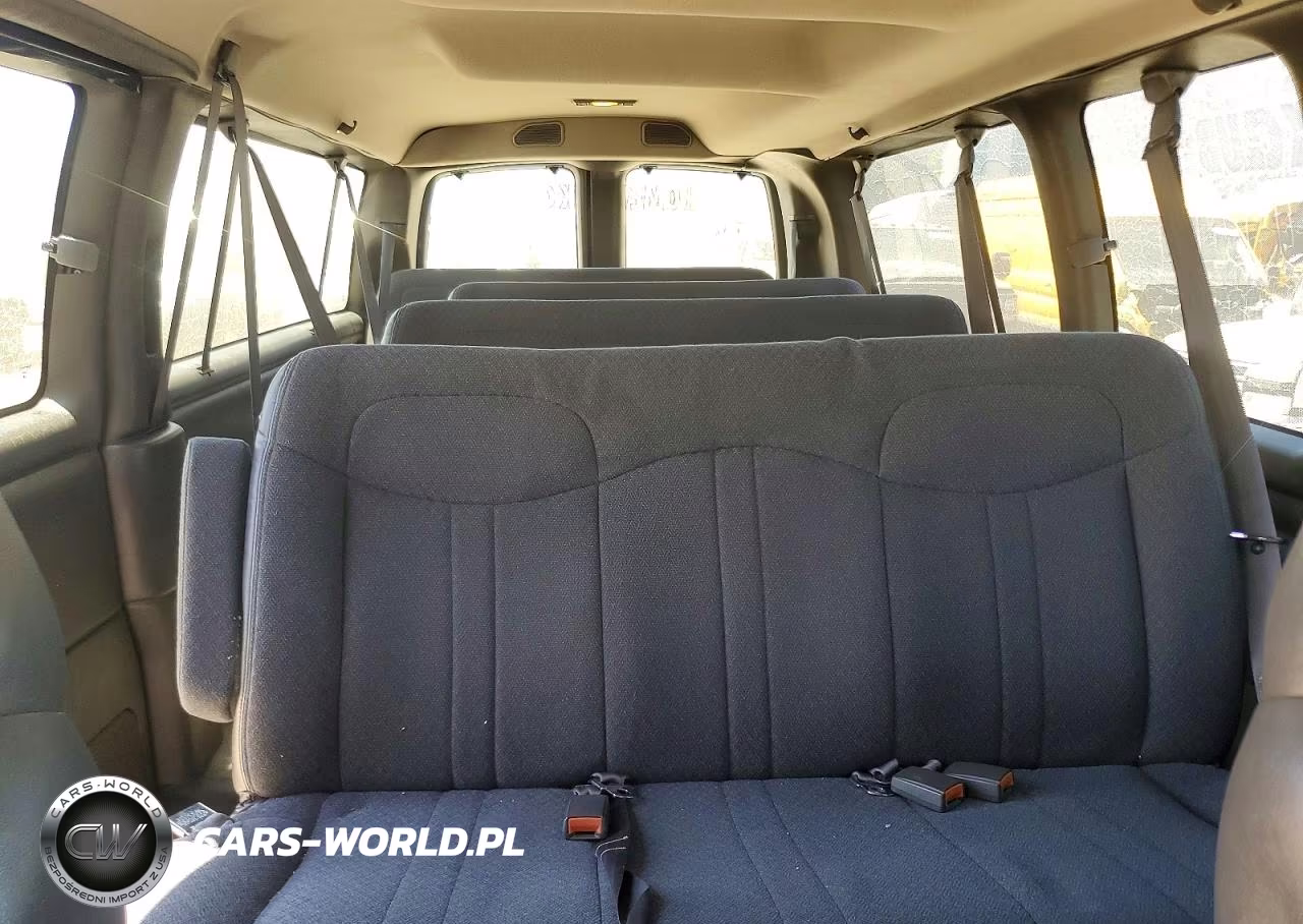 2002 Chevrolet Express G3500 VIN:1GAHG39R521236005 - 10
