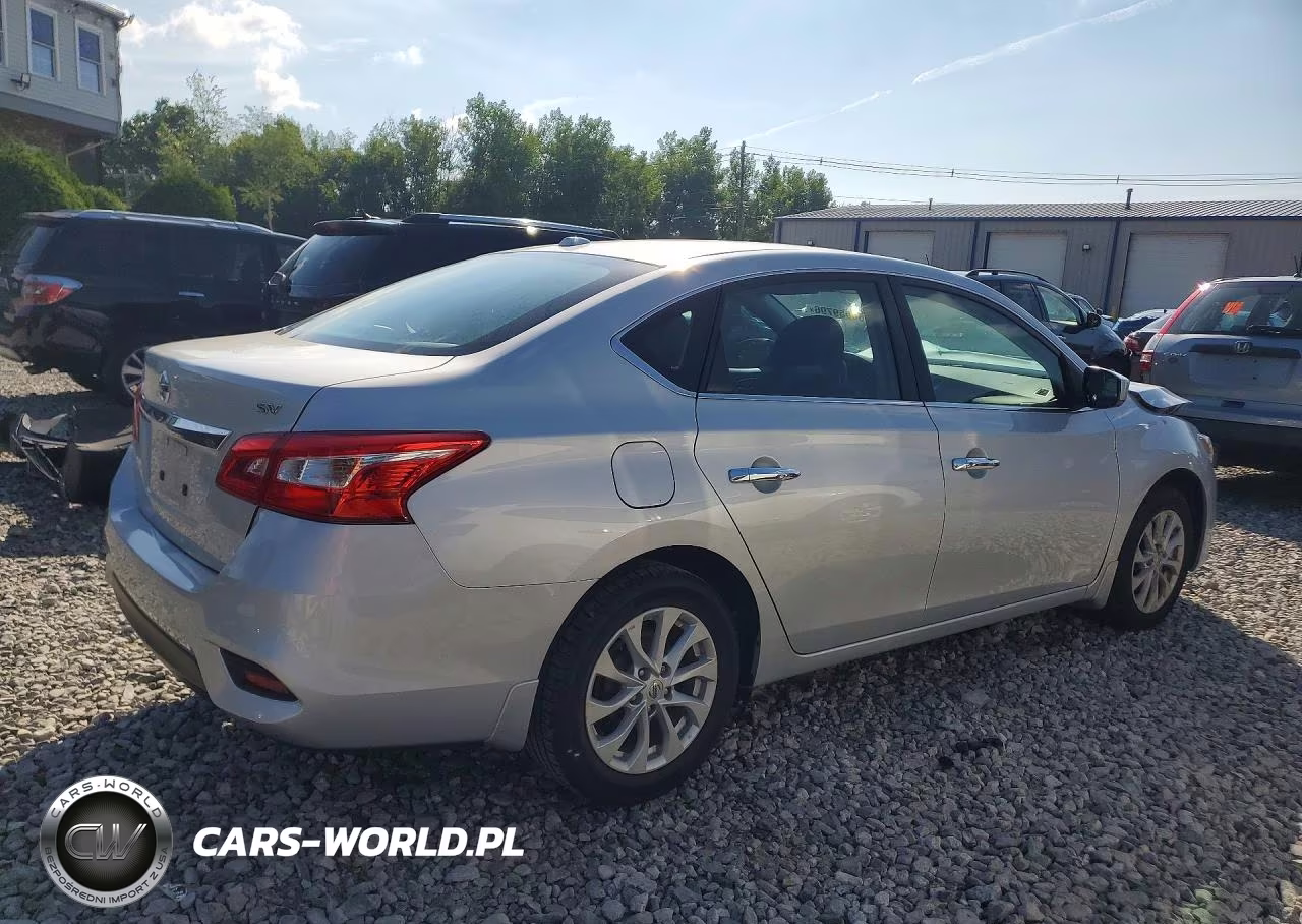 2018 Nissan Sentra Sv VIN:3N1AB7AP3JL635594 - 3