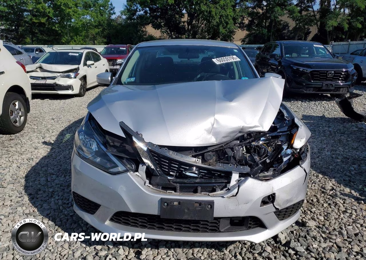 2018 Nissan Sentra Sv VIN:3N1AB7AP3JL635594 - 5