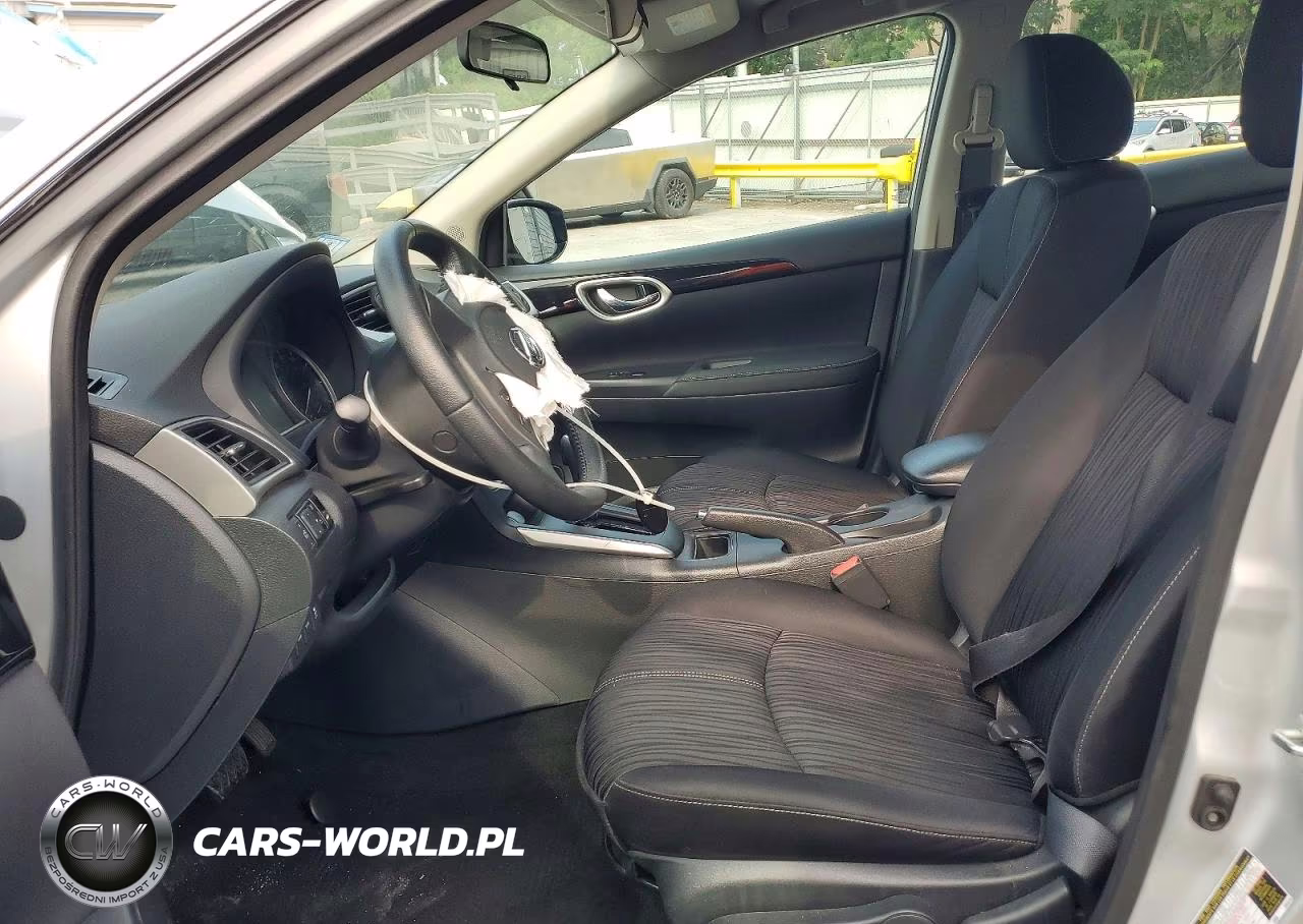 2018 Nissan Sentra Sv VIN:3N1AB7AP3JL635594 - 7