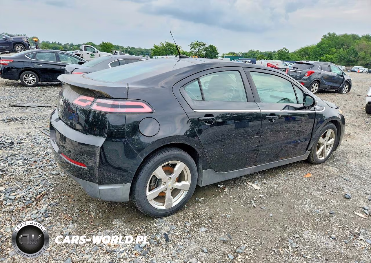 2011 Chevrolet Volt VIN:1G1RD6E4XBU100086 - 3