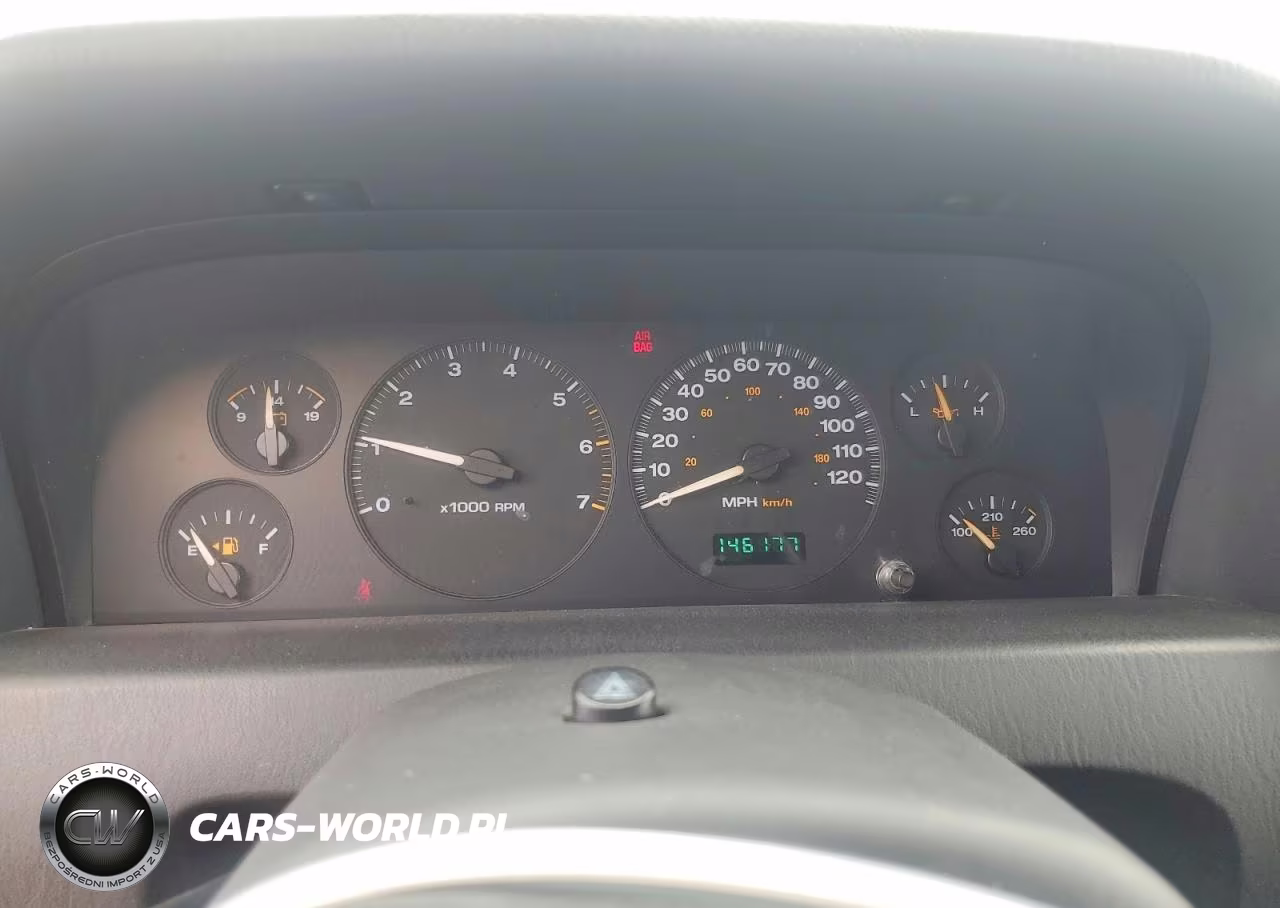 2004 Jeep Grand Cherokee Laredo VIN:1J4GW48S84C279187 - 9