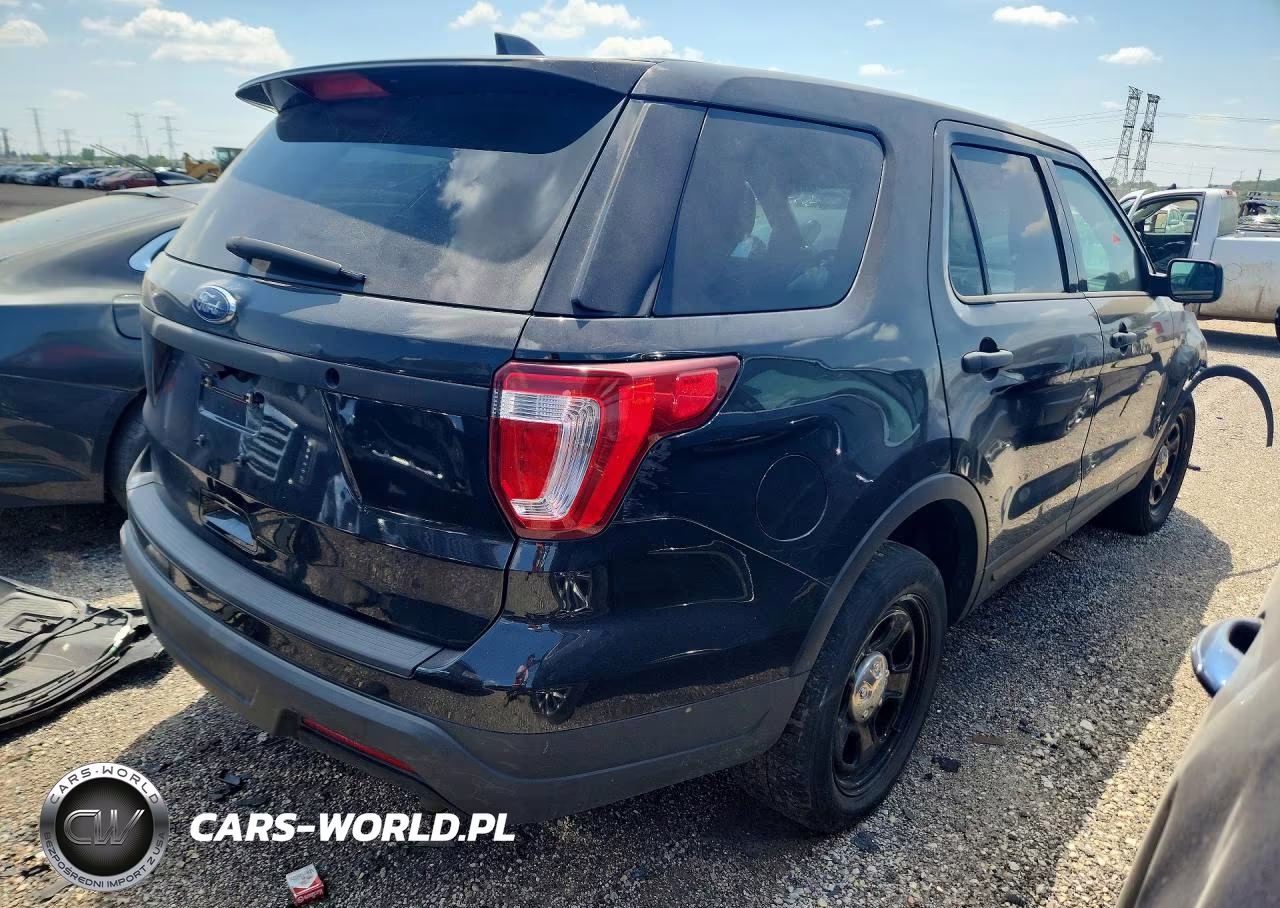 2018 Ford Explorer Police Interceptor VIN:1FM5K8AR5JGA73171 - 3