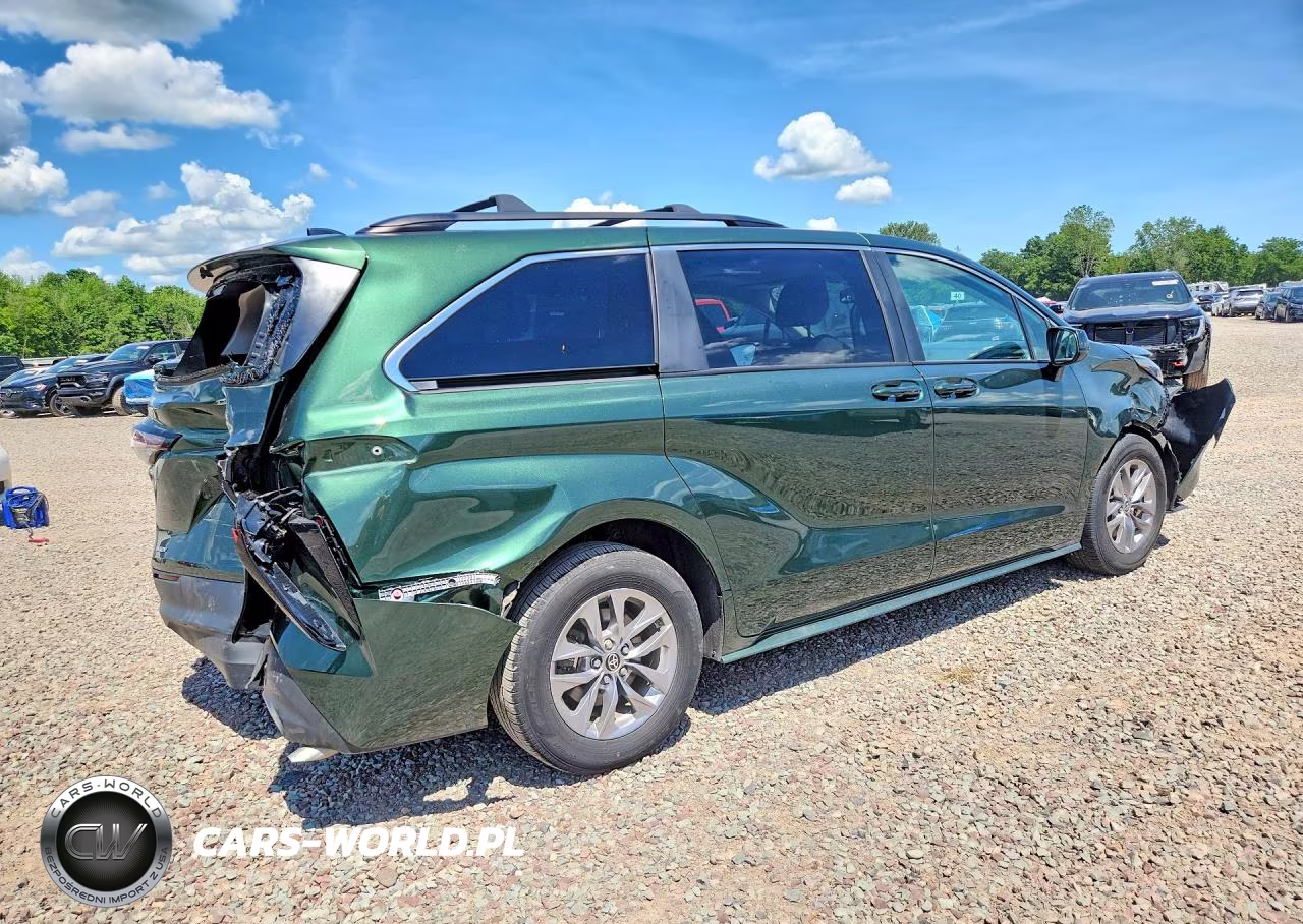 2025 Toyota Sienna Le VIN:5TDBRKEC8SS240846 - 3