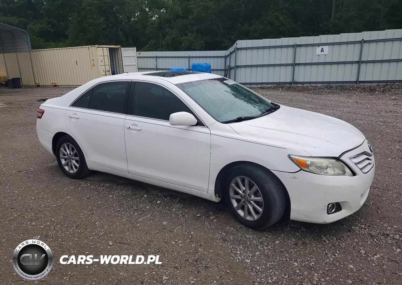 2011 Toyota Camry Xle VIN:4T1BF3EK6BU700745 - 4