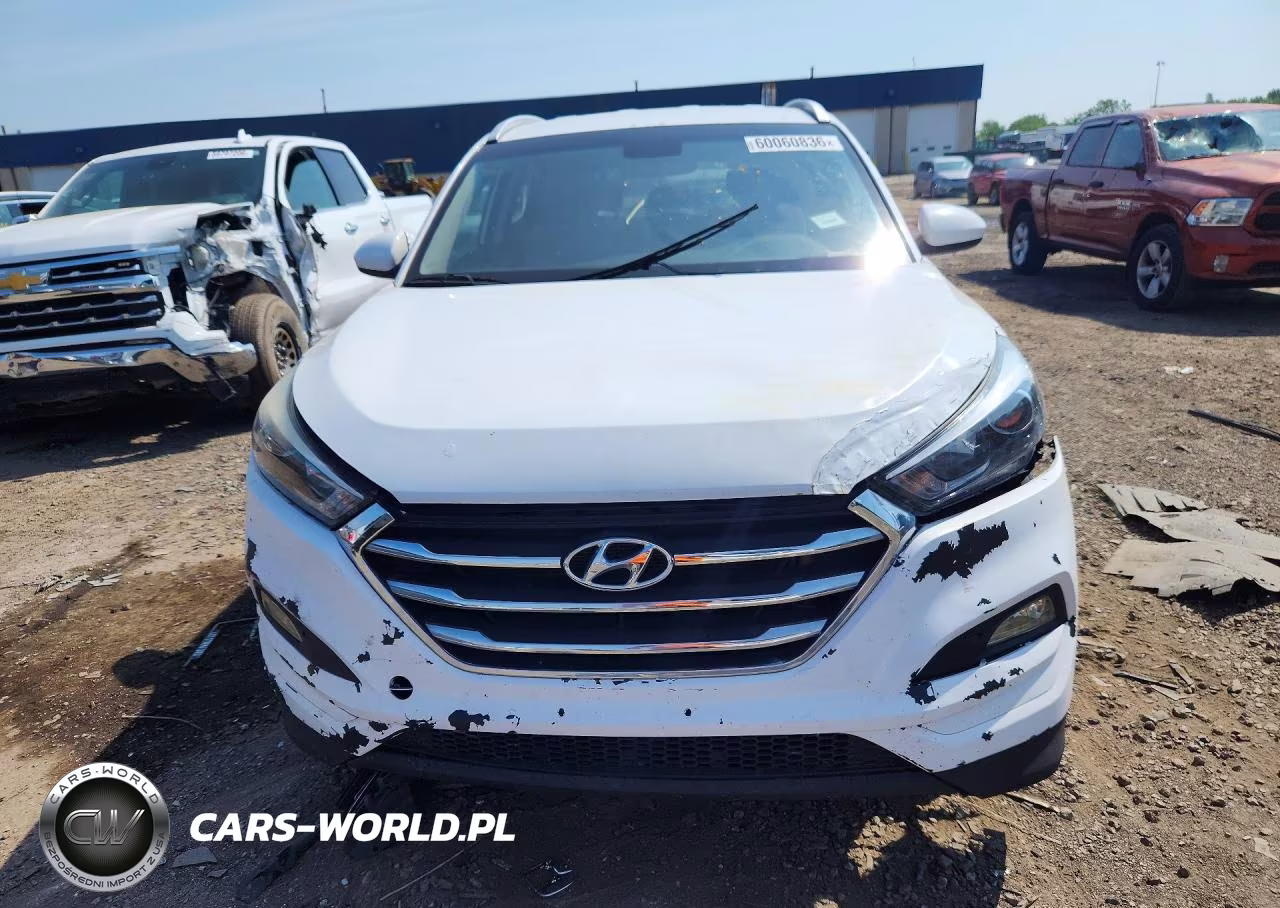 2017 Hyundai Tucson Se VIN:KM8J3CA47HU416836 - 5