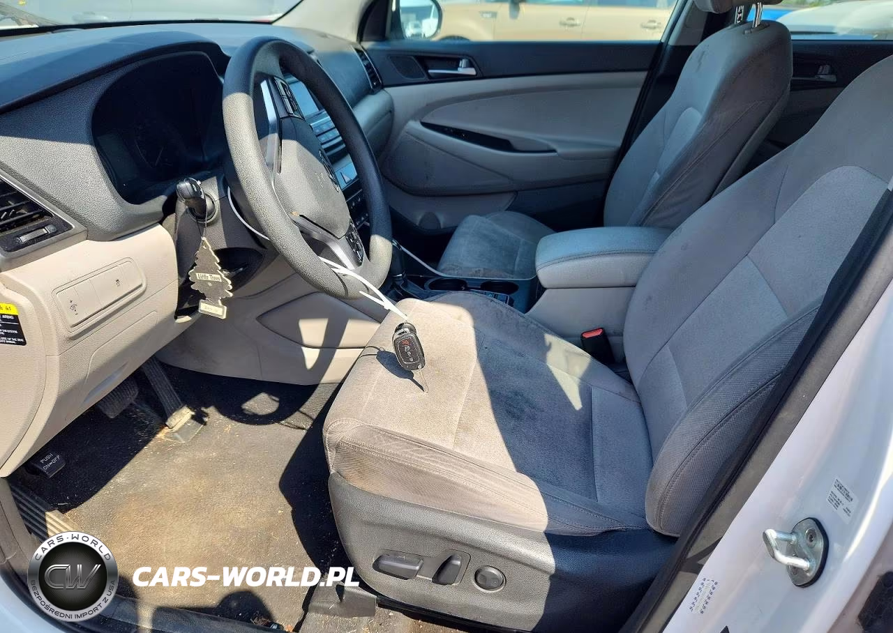 2017 Hyundai Tucson Se VIN:KM8J3CA47HU416836 - 7