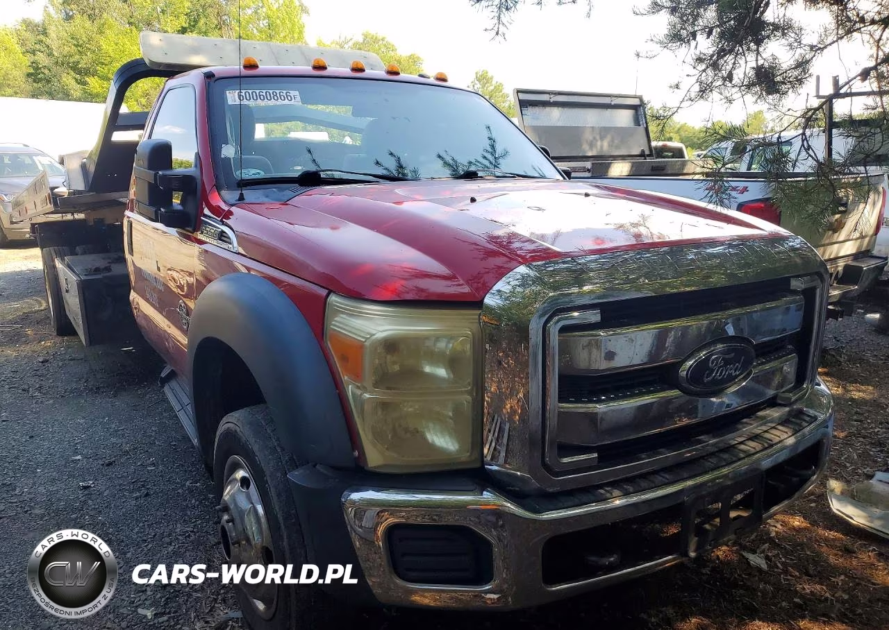 2015 Ford F550 Super Duty VIN:1FDUF5HT8FEA41754 - 4
