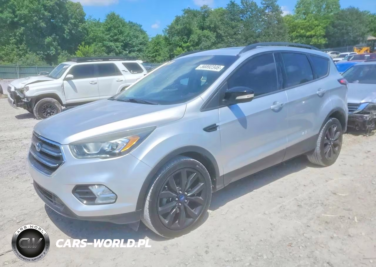 2017 Ford Escape Titanium – zdjęcie 1 z 13