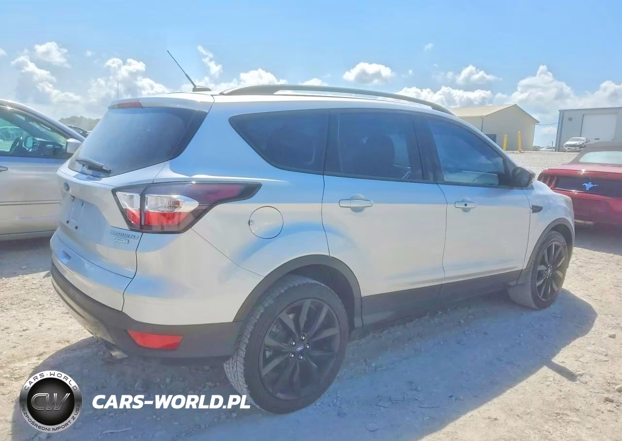 2017 Ford Escape Titanium VIN:1FMCU0JD0HUD72389 - 3