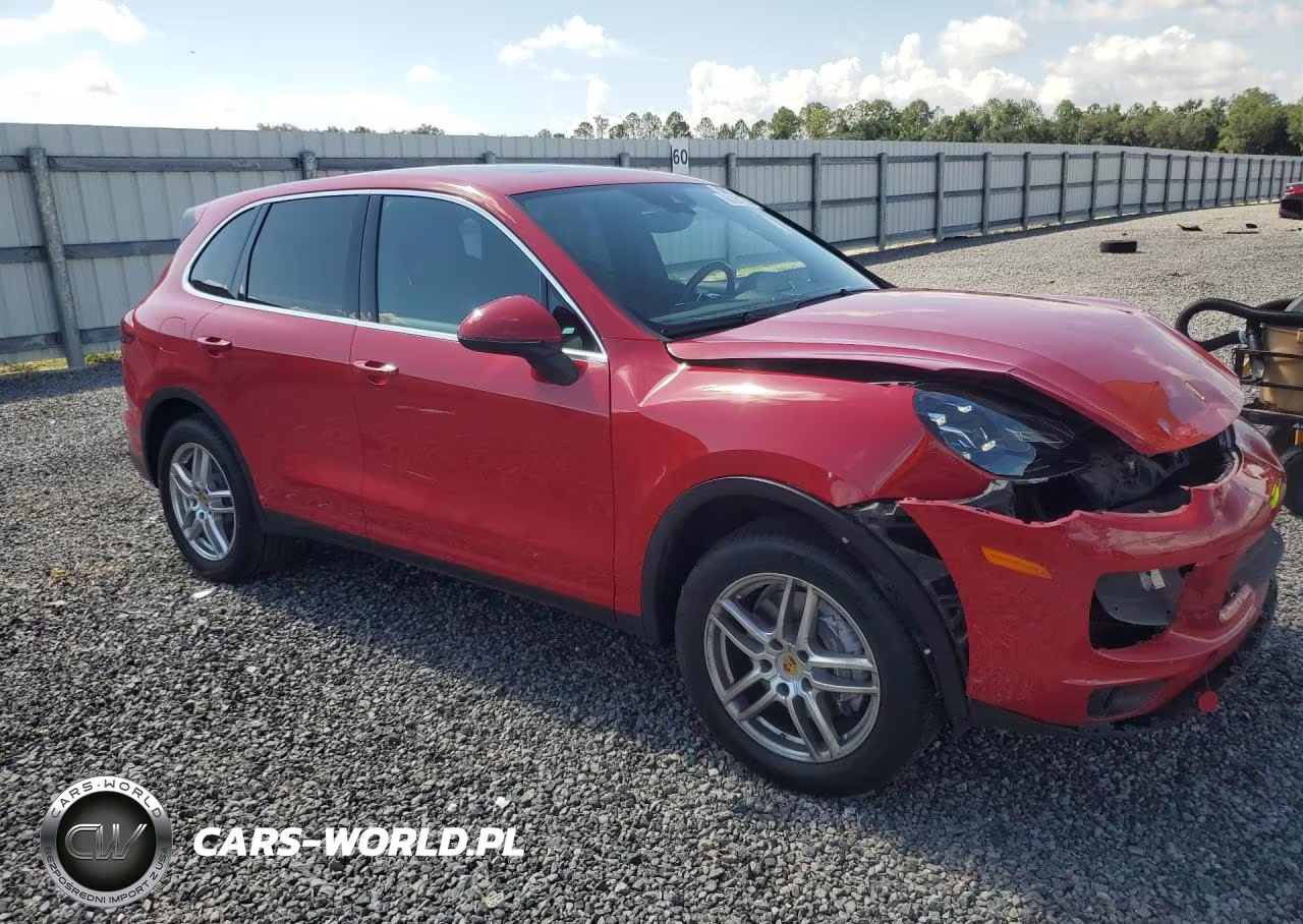 2016 Porsche Cayenne VIN:WP1AA2A29GKA36070 - 4