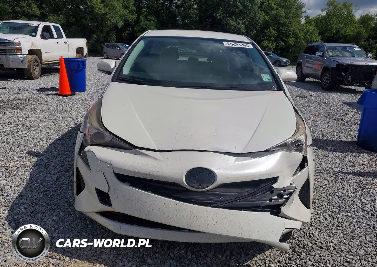 2016 Toyota Prius Two VIN:JTDKBRFU5G3009805 - 5