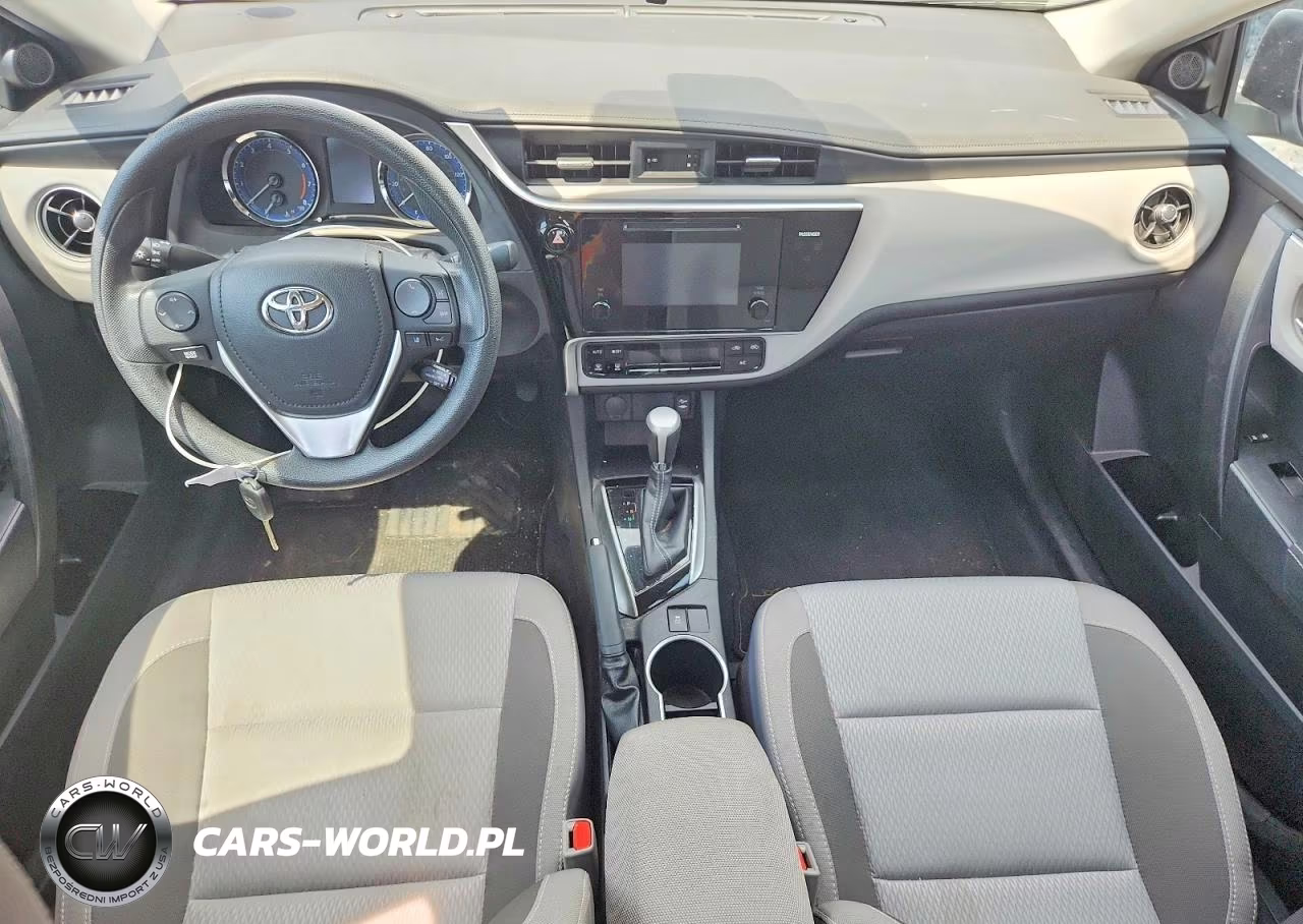 2017 Toyota Corolla Le VIN:2T1BURHE9HC845092 - 8