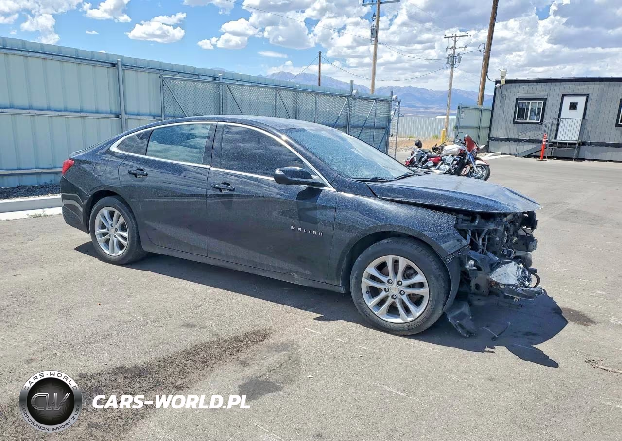 2017 Chevrolet Malibu Lt VIN:1G1ZE5ST3HF207528 - 4