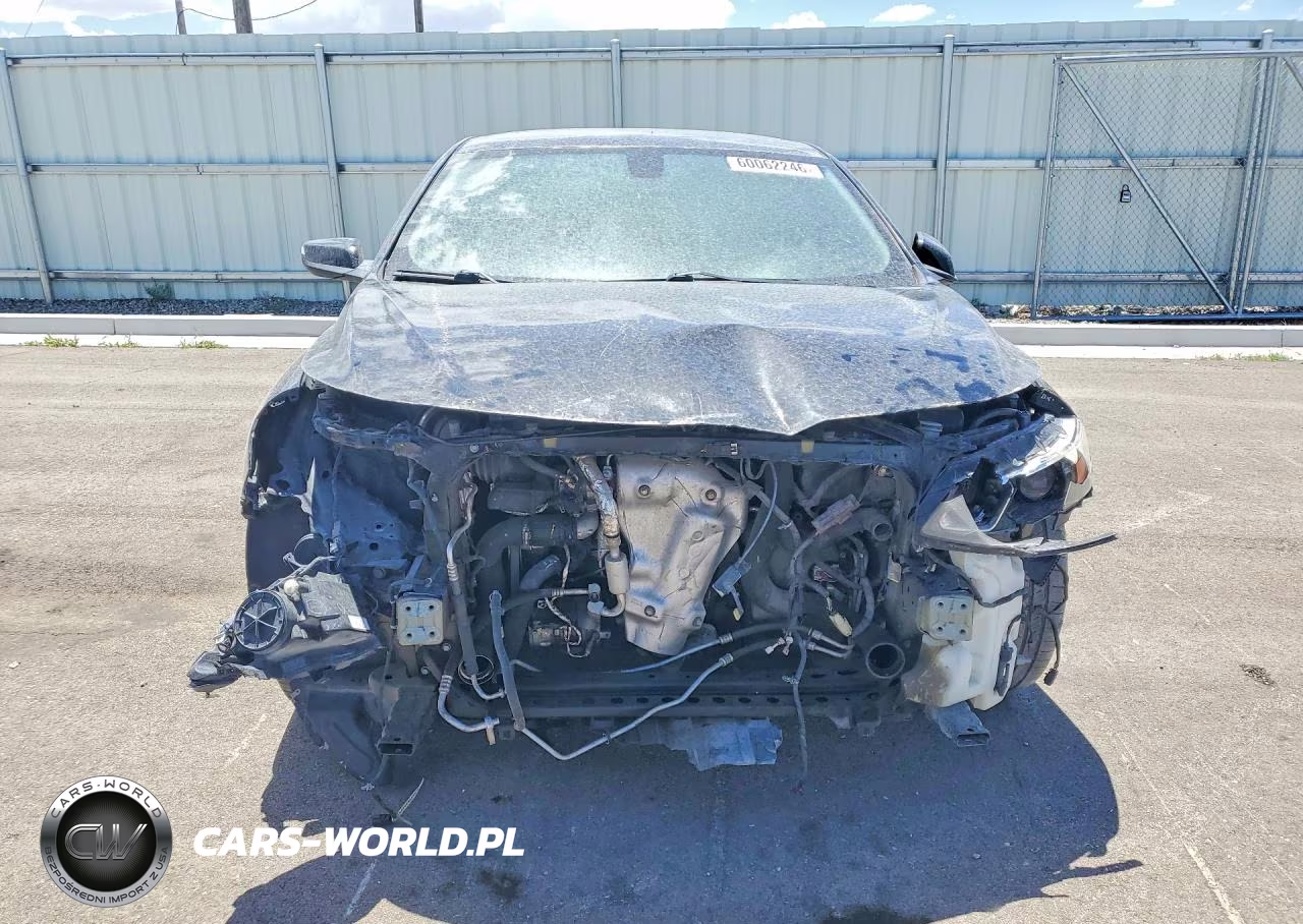 2017 Chevrolet Malibu Lt VIN:1G1ZE5ST3HF207528 - 5