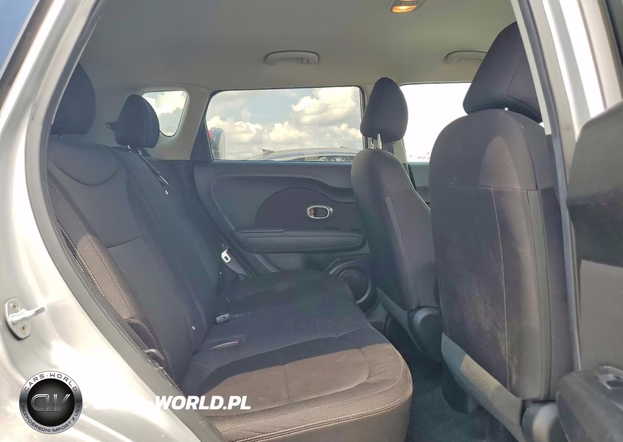 2018 Kia Soul Base VIN:KNDJN2A26J7515773 - 11