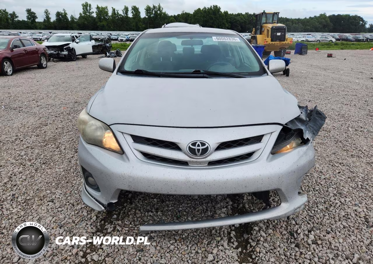 2011 Toyota Corolla S VIN:2T1BU4EE8BC682613 - 5