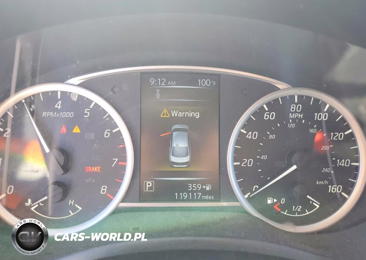 2018 Nissan Sentra S VIN:3N1AB7AP8JY294695 - 9