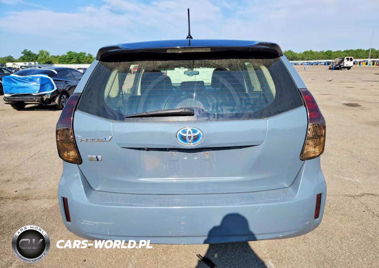 2015 Toyota Prius V Two VIN:JTDZN3EU0FJ033394 - 6