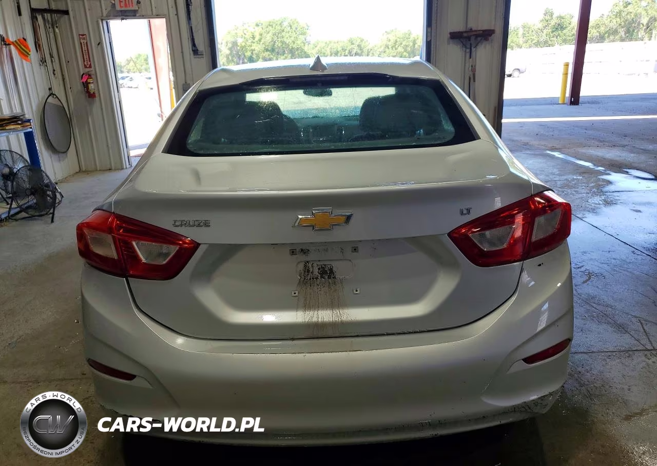 2017 Chevrolet Cruze Lt VIN:1G1BE5SMXH7196757 - 6