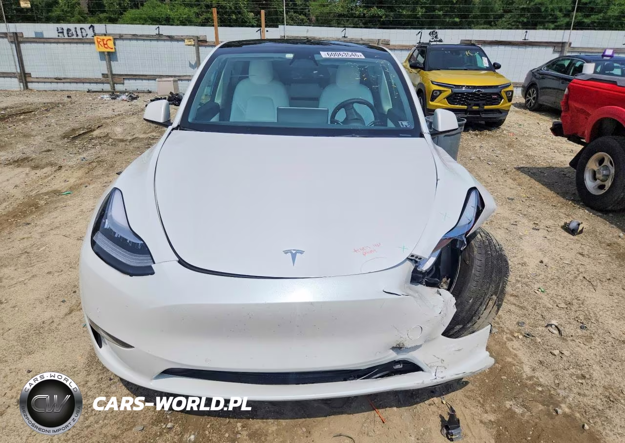 2022 Tesla Model Y VIN:7SAYGDEEXNF508434 - 5