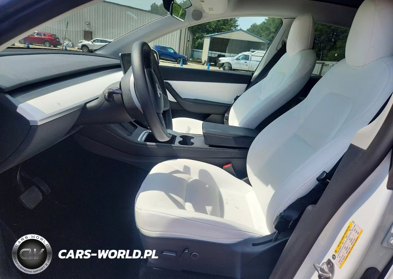 2022 Tesla Model Y VIN:7SAYGDEEXNF508434 - 7