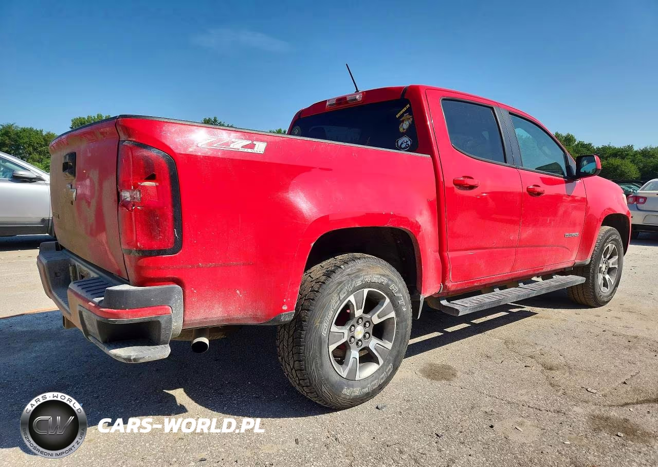 2015 Chevrolet Colorado Z71 VIN:1GCGTCE31F1176049 - 3