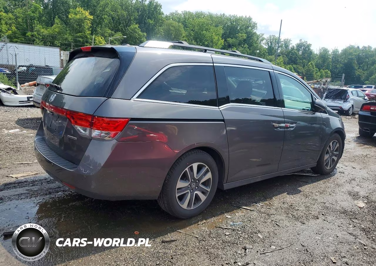 2014 Honda Odyssey Touring VIN:5FNRL5H91EB031507 - 3