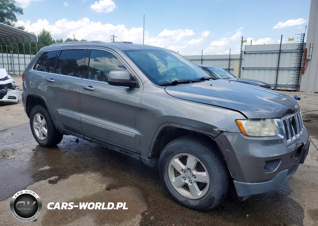 2012 Jeep Grand Cherokee Laredo VIN:1C4RJFAG1CC347732 - 4